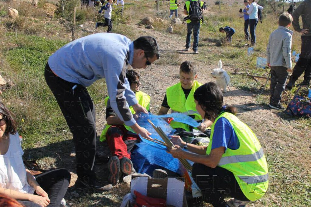 Guelaya ofrece un regalo de Reyes vegetal en su tradicional plantación