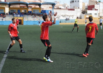 fotosmelilla 2016 01 10 DEPO 1 DSC 2413 copia Rusadir CF - Almería B: Justo reparto de puntos