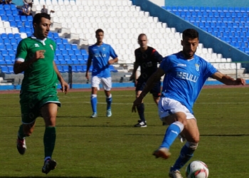 fotosmelilla 2016 01 11 DEPORTE MELILLA 2 DSC06164 La UD Melilla sigue en caída libre hacia Tercera