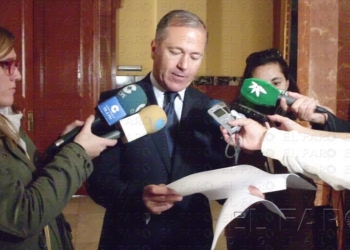 fotosmelilla 2016 01 12 dori 2 2 Marín renuncia a ser diputado ante la duda de incompatibilidad: le sustituye Paqui Conde