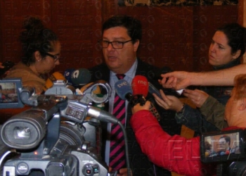 fotosmelilla 2016 01 16 P 2 1 Díaz no dimitirá y está “tranquilo” porque no cree que haya delinquido