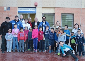 fotosmelilla 2016 01 23 DEPORTE MELILLA 1 IMG 8172 copia El Melilla BC visita ‘Hermana Eucaristía’