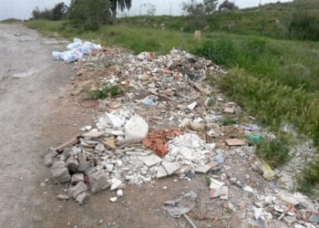 fotosmelilla 2016 01 23 manuel escombros 21 “Las multas de la Ciudad para el vertido de residuos peligrosos están en pesetas”