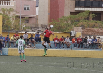 fotosmelilla 2016 01 24 DEPORTE MELILLA 25 01 El Rusadir saca un empate en el minuto 91