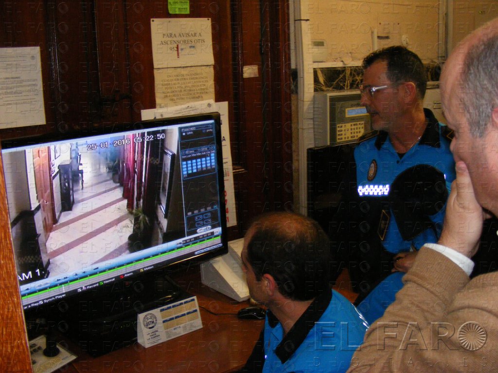 Dan comienzo los trabajos para reparar los desperfectos en el Palacio de la Asamblea