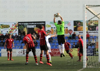 fotosmelilla 2016 01 31 DEPORTE MELILLA 28 02 Justo reparto de puntos entre River y Huétor Tájar
