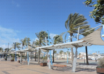 fotosceuta 2016 02 29 Melilla Manuel DSCN7729 El viento causa la cancelación de 18 vuelos y el desvío de dos aterrizajes