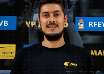 fotosmelilla 2016 02 03 DEPORTE MELILLA fichaje 2 El CV Melilla ficha a Petrov