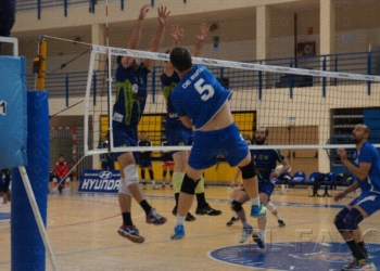 fotosmelilla 2016 02 07 DEPORTE MELILLA 23 01 El CV Melilla no puede con Ibiza