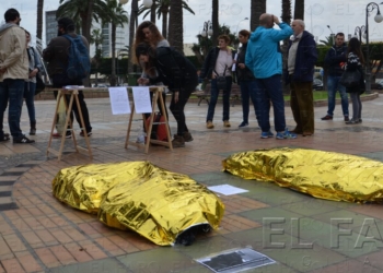 fotosmelilla 2016 02 07 P 8 1 Unas 20 personas recuerdan a víctimas de El Tarajal y a los menas fallecidos