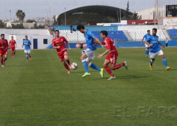 fotosmelilla 2016 02 08 depor 22 01 La UD Melilla sigue viva en el grupo IV