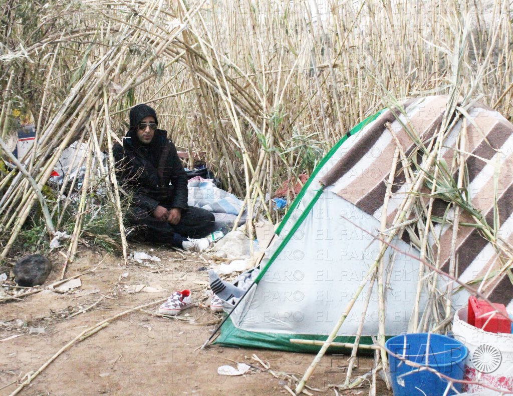 Detienen a 7 de los marroquíes del grupo que intentó quemar la bandera alauí
