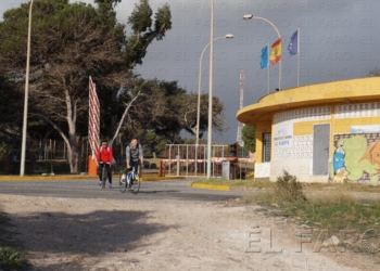 fotosmelilla 2016 02 21 DEPORTE MELILLA 26 01 El fuerte viento aplaza el duatlón