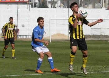 fotosmelilla 2016 02 22 DEPORTE MELILLA 22 02 El Melilla se agarra a la permanencia