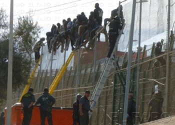 fotosmelilla 2016 02 26 P 1 P1360409 El Defensor del Pueblo indica que los ‘rechazos’ en grupo están prohibidos
