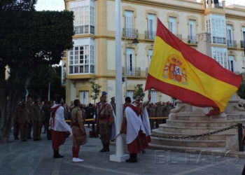 fotosmelilla 2016 02 26 manuel horizontal La bandera recibe su homenaje de febrero
