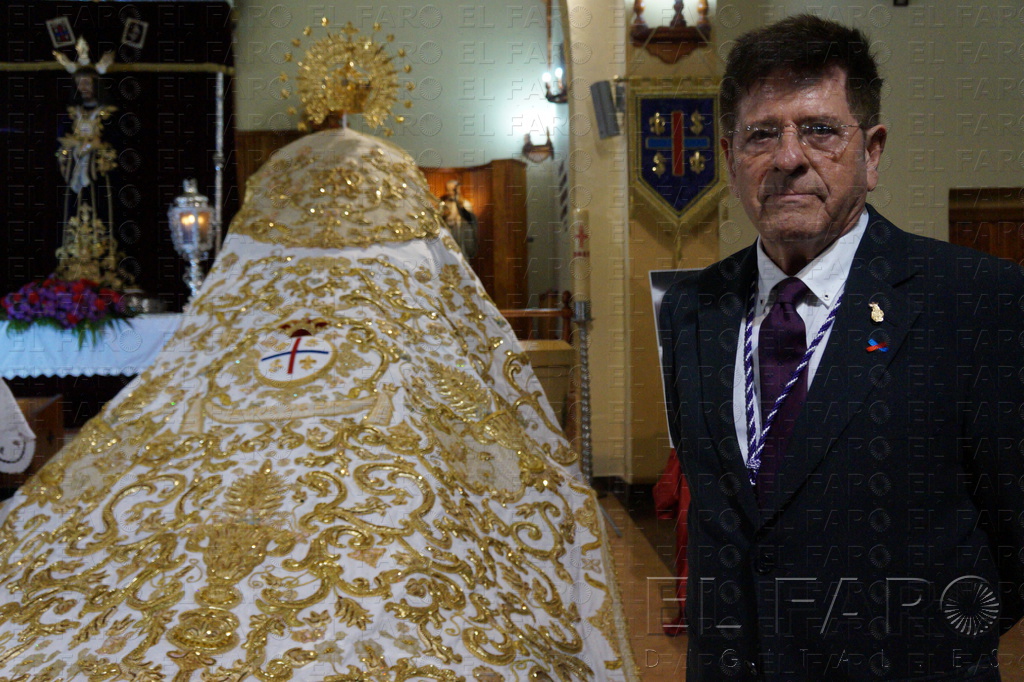 “El nuevo manto es fruto de levantarnos cada mañana a las seis durante seis meses”