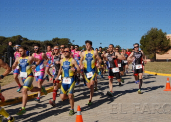 fotosceuta 2016 03 13 dep 130316 DSC 0022 Luismi Ruiz y Lorena Jiménez se llevan el Autonómico de duatlón