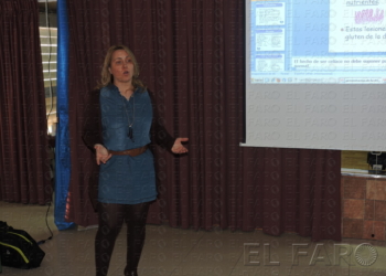 fotosceuta 2016 03 18 Melilla Manuel DSCN8441 El Enrique Soler acoge una charla de la Asociación Celíaca de Melilla