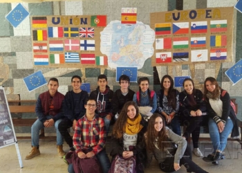 fotosceuta 2016 03 24 dori IMG 20160320 WA0093 Alumnos del IES Leopoldo Queipo concursan en ‘Euroscola’