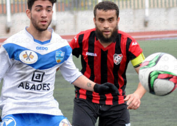 El River Melilla aguanta hasta el descanso