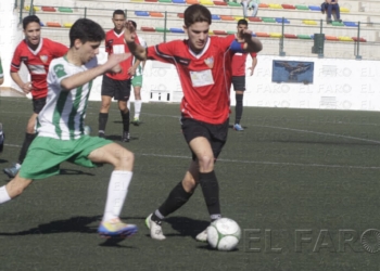 fotosmelilla 2016 03 20 DEPO 31 01 Lluvia de goles en un encuentro muy intenso