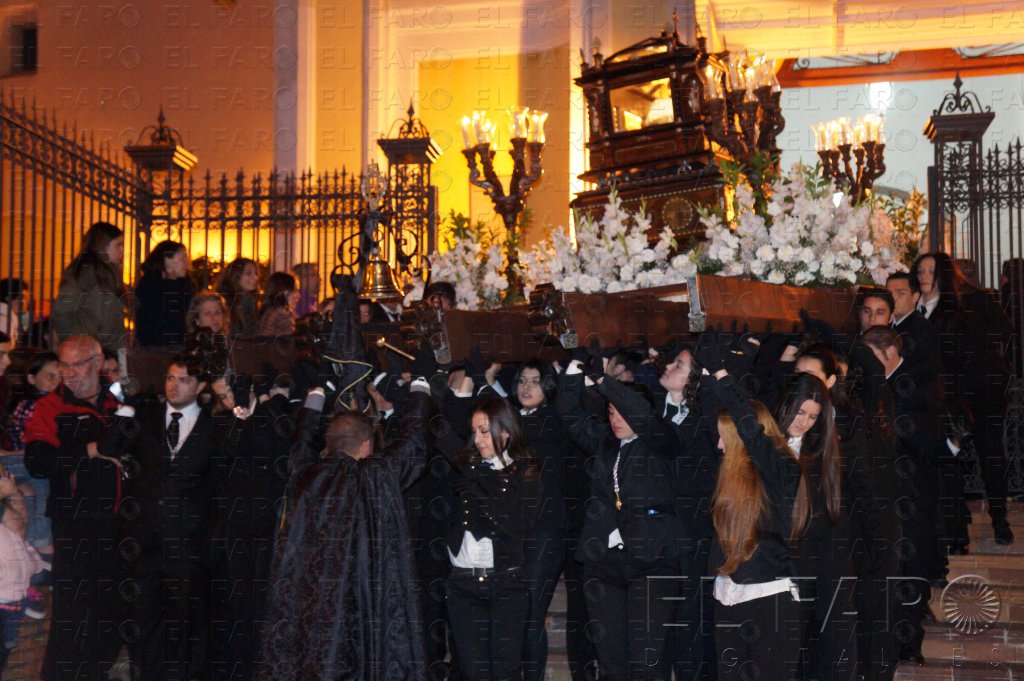 El Viernes Santo impone el luto en Melilla