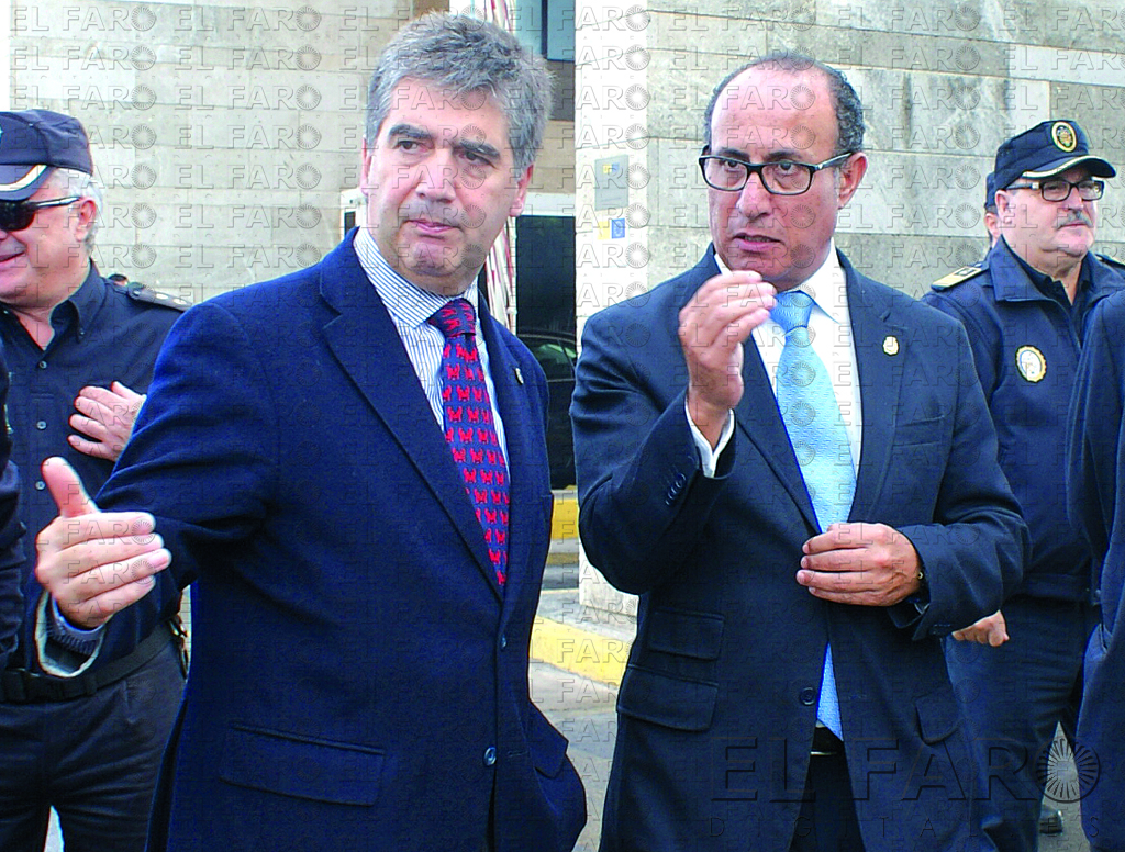 UFP pide a Cosidó un catálogo de policías de frontera y SUP no ve mejoras en 4 años