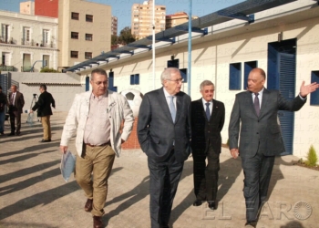 fotosmelilla 2016 04 05 dori CIMG3543 Imbroda visita los nuevos vestuarios del campo del Tesorillo
