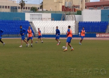 fotosmelilla 2016 04 13 DEPORTE MELILLA 26 01 El Melilla prepara el asalto al UCAM
