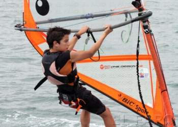 fotosmelilla 2016 04 30 DEPORTE MELILLA 26 01 Windsurf: La Copa de España gana en igualdad