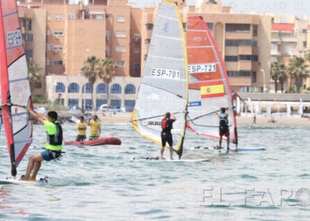 fotosmelilla 2016 05 01 DEPORTE MELILLA 1 Windsurf: La Copa de España llega a su fin