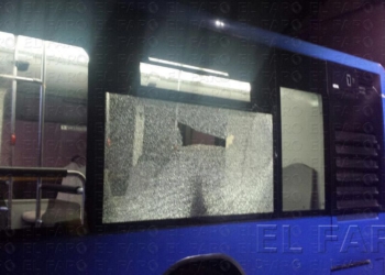 fotosceuta 2016 05 06 Manuel Melilla coa apedreada Suspendido el servicio de la línea 5 de la COA tras ser apedreado un bus
