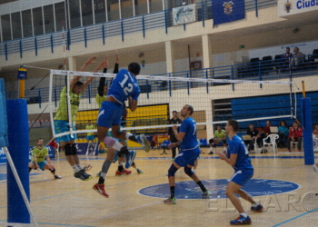 fotosceuta 2016 05 12 DEPORTE MELILLA 1 Voleibol: Salim Abdelkader: “Es un premio por el buen trabajo”