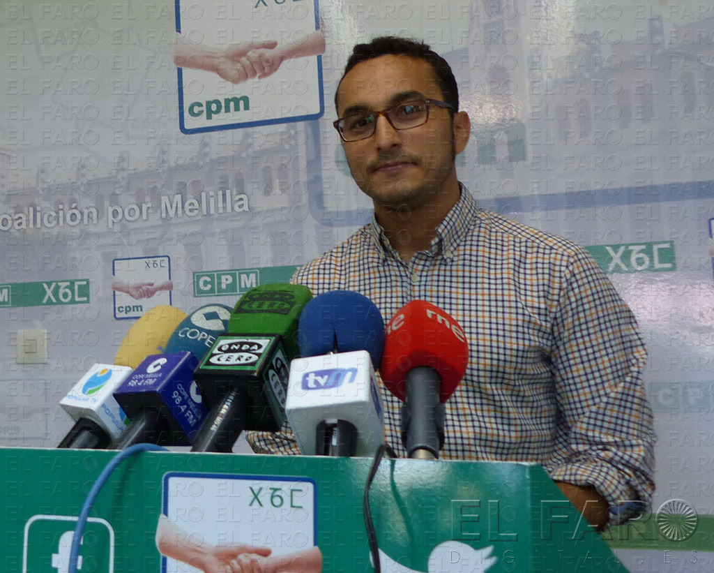 CpM exige al Gobierno más claridad en el asunto del retraso de las becas de la ESO