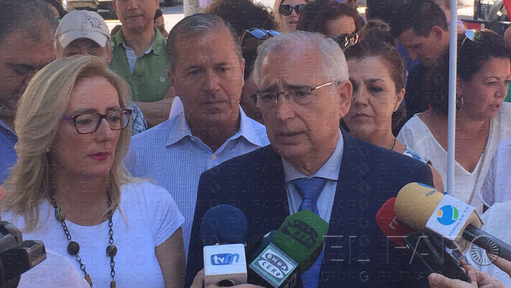 Imbroda defiende la reacción de Juventud tras el incidente de la Mezquita del Mantelete