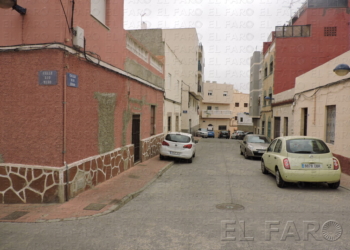 fotosceuta 2016 06 29 Manuel Melilla DSCN9884 Circula en sentido contrario, se topa con la Policía y casi arrolla a los agentes al huir