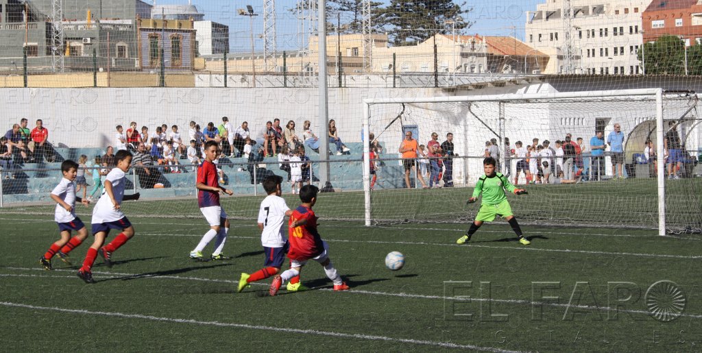 Fútbol sin colores en el Tesorillo