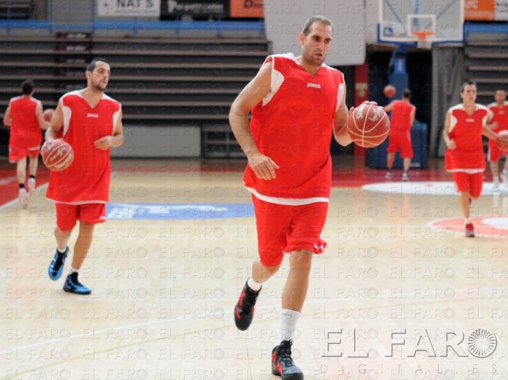 Oliver Arteaga, un MVP para la pintura del Melilla Baloncesto