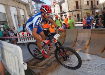 fotosmelilla 2016 07 21 DEPORTES 28 05 Una rotura de cadena deja fuera de la carrera a Alejandro Díez