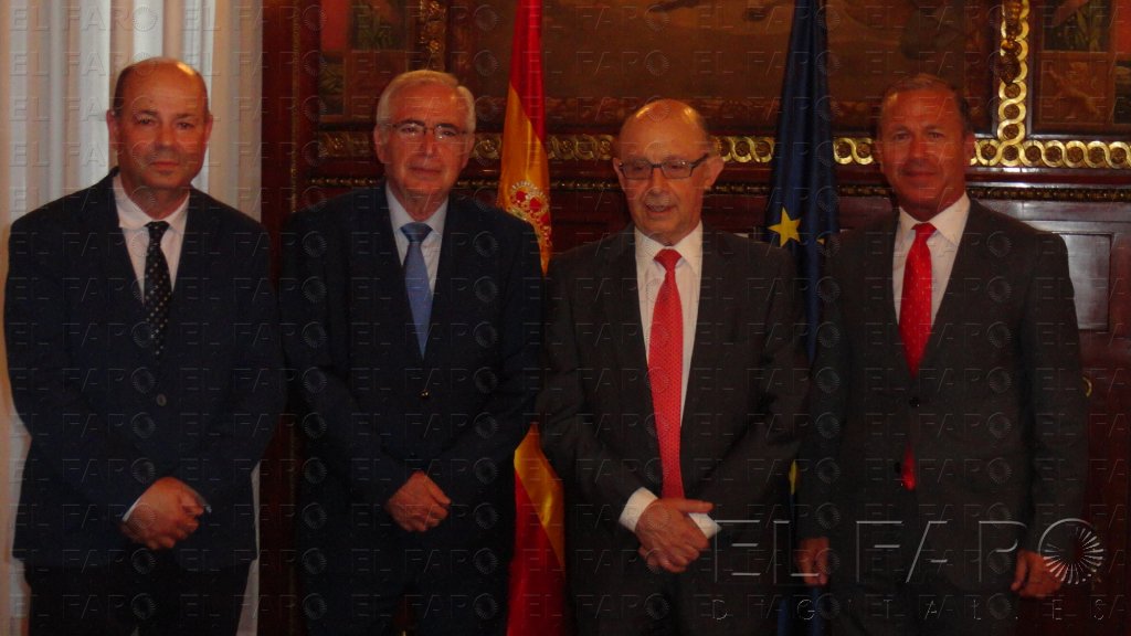 Imbroda se reúne con Montoro para transmitirle las necesidades de Melilla para los Presupuestos de 2017