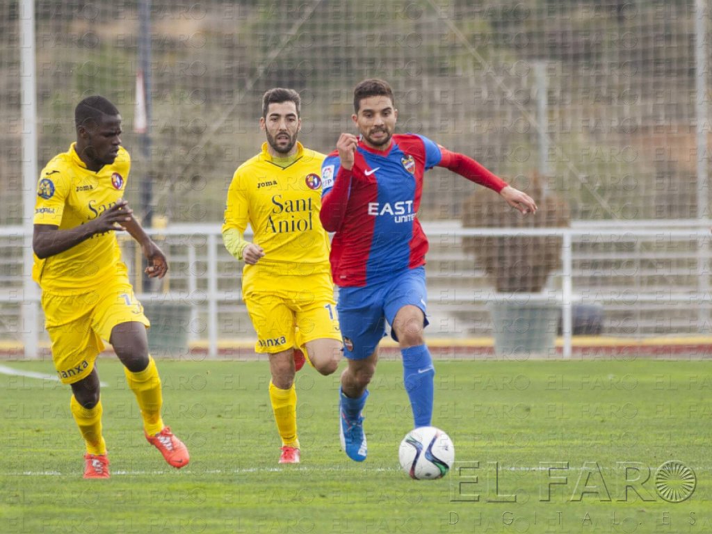 Jilmar Steed se convierte en nuevo lateral izquierdo para la UD Melilla