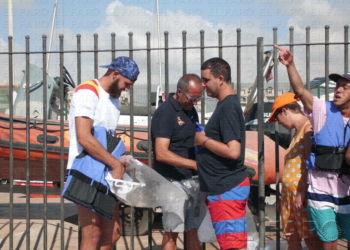 Vela adaptada, talleres infantiles y viaje en barco, la otra cara de la Semana Náutica