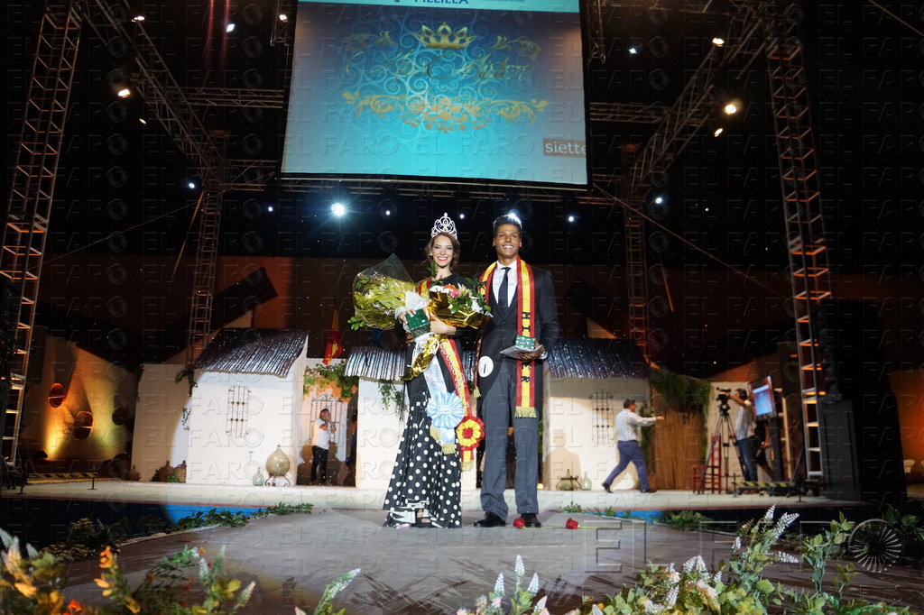 Sheyla Gutiérrez y Alonso Trujillo, durante la gala de Miss y Míster Fiestas Patronales 2016.