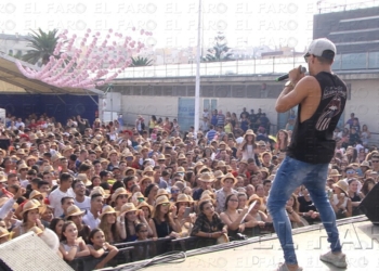 fotosceuta 2016 09 01 Manuel Melilla dasoul2 Juventud investiga por qué hay gente con entradas que no pudo ver a Dasoul