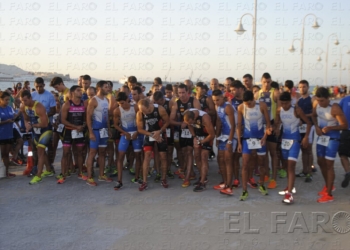 fotosmelilla 2016 08 02 DEPORTE MELILLA 31 02 Triatlón: El Acuatlón de Ferias abre sus puertas