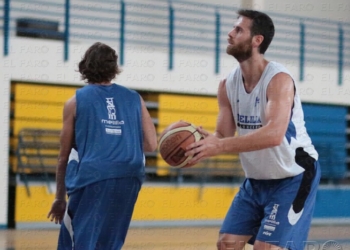fotosmelilla 2016 08 12 DEPORTE MELILLA asdadgasdgfasd Club Melilla Baloncesto: Pablo Almazán, la sexta renovación