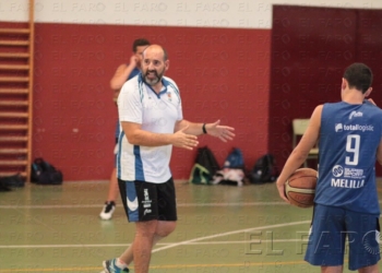 fotosmelilla 2016 08 18 DEPORTE MELILLA 25 01 Duarte firma por el Enrique Soler
