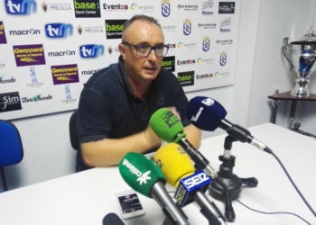 Josu Uribe, primer entrenador de la UD Melilla.