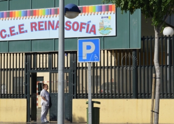 10 1 6 Denuncian que el colegio Reina Sofía sólo tiene un fisioterapeuta desde abril